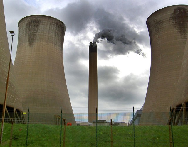 Eggborough_Power_Station_Chimney_-_geograph.org.uk_-_805120